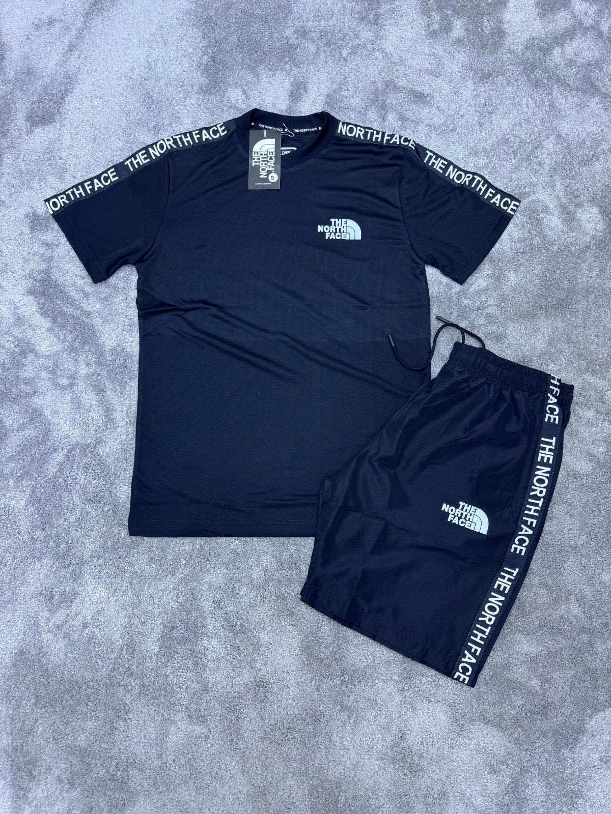 CONJUNTO THE NORTH FACE “Black”